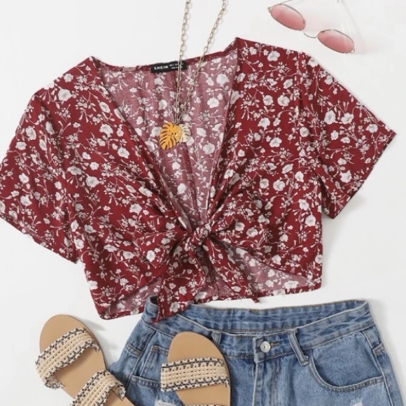 Tops - 💥SOLD💥Shein flowery tie top